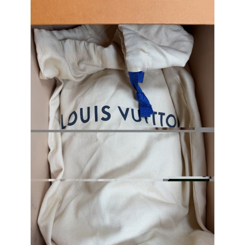 Size 7LV/8US - Louis Vuitton x NBA Major Loafers NEW - Picture 13 of 13